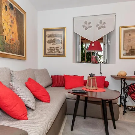 Gorgeous In With Wifi 아파트