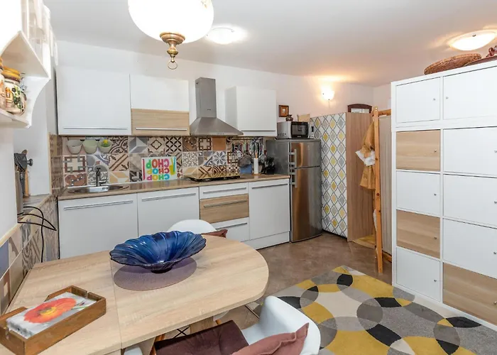 Gorgeous In With Wifi Appartement