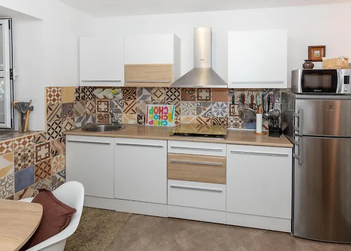 Appartement Gorgeous In With Wifi