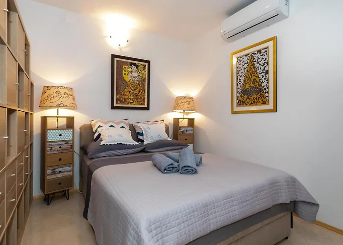 Appartement Gorgeous In With Wifi